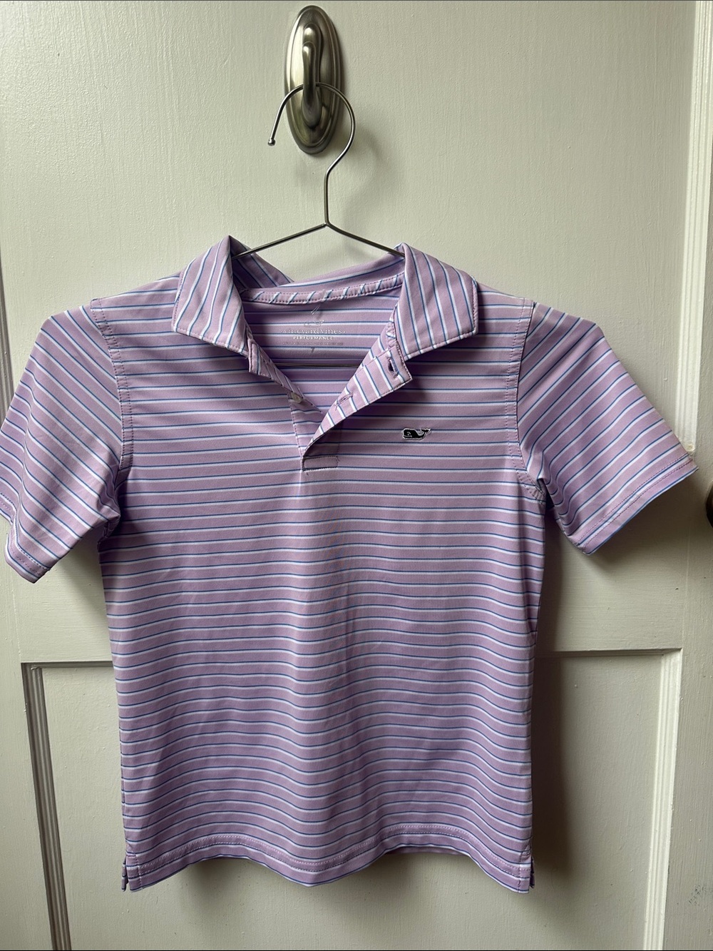 Boys Vineyard shines performance polo